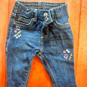 Old Navy Infant Size 3-6M Jeans with sewn on Flowers